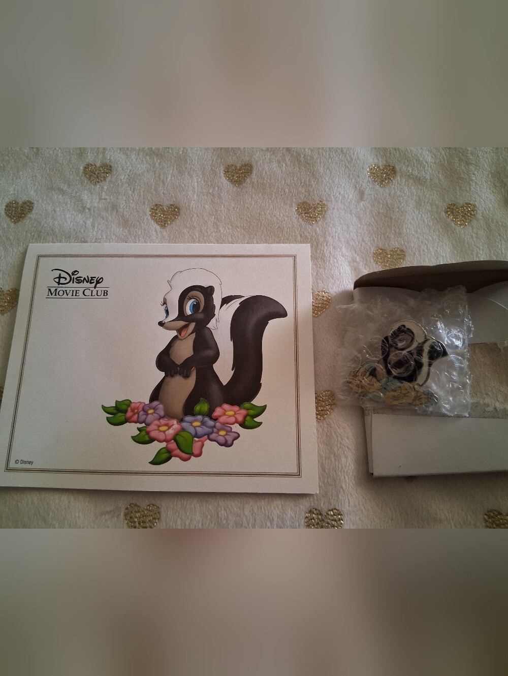 *NIDP* Disney "Flower" Pin & Certificate of Authenticity